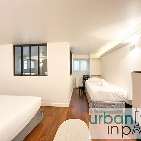 Apartment 09 - Stylish Duplex Champs-elysees *