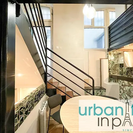 09 - Stylish Duplex Champs-elysees